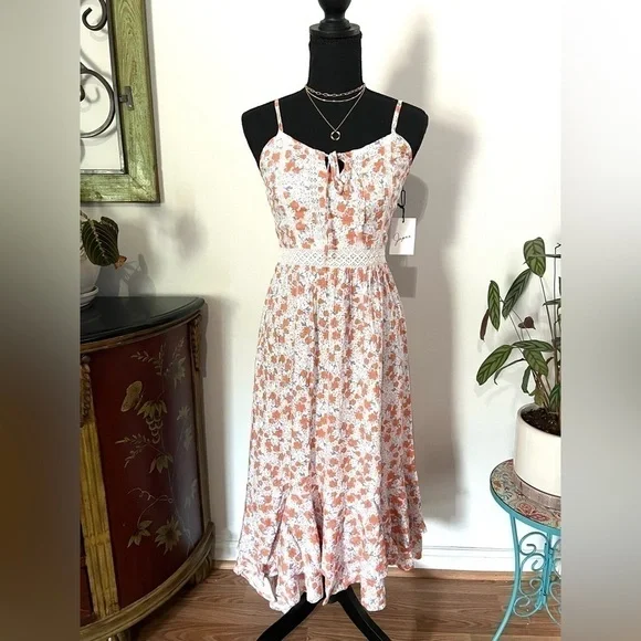 Japna Floral & Maxi Slight High/Low Size S​​​​​​​​​​​​​​​​​ - Picture 5 of 13